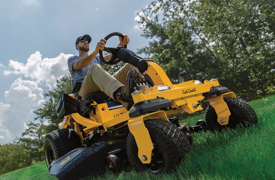 Zero_Turn_Cub_Cadet
