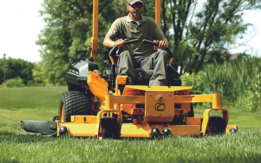 How to Efficiently Mow with a Zero Turn Mower