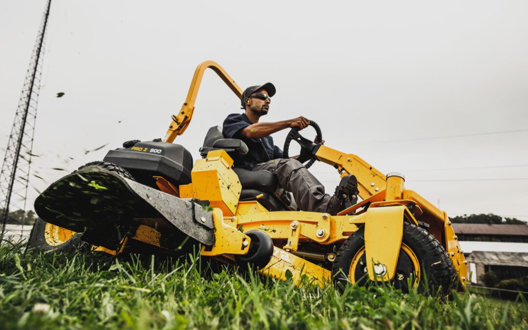 How To Pick the Best Zero-Turn Lawn Mower