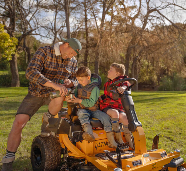 How to Pick the Best Zero-Turn Lawn Mower